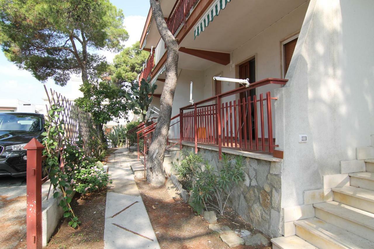 Sea Cottage In Pinewood Marina di Ginosa Exterior photo